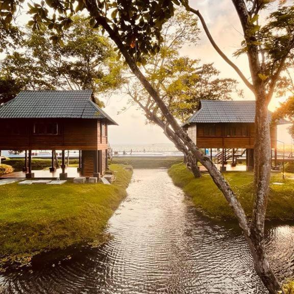 Water Scapes Hotel Kumarakom Kültér fotó