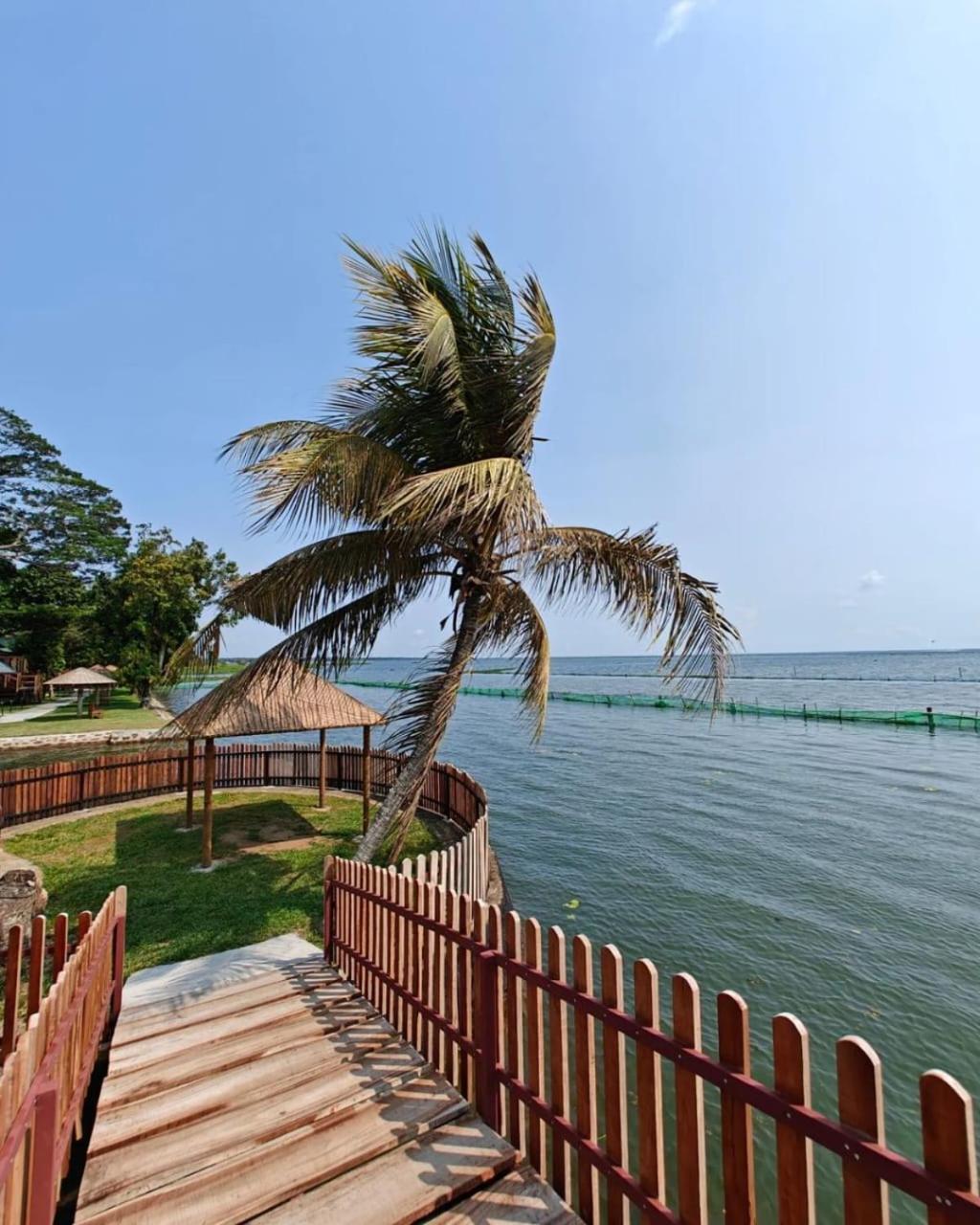Water Scapes Hotel Kumarakom Kültér fotó