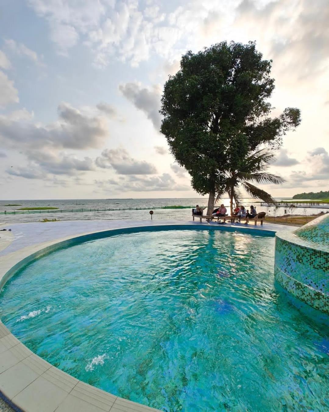 Water Scapes Hotel Kumarakom Kültér fotó